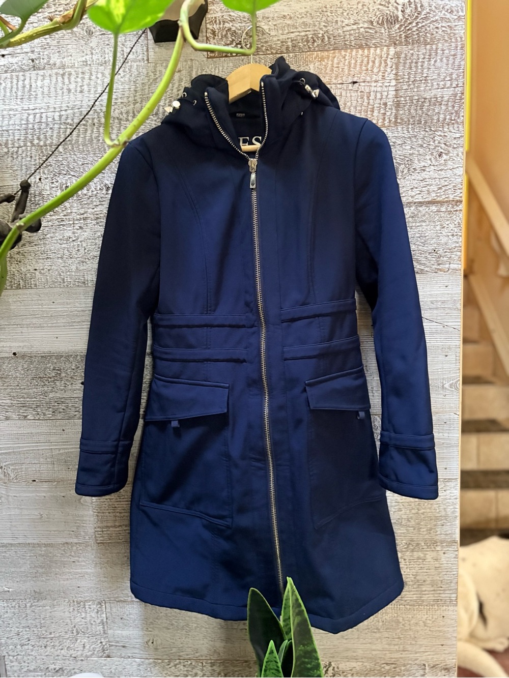 Guess | Hooded Weather-Resistant Softshell Jacket/Coat - Women's XS/S, Blue
